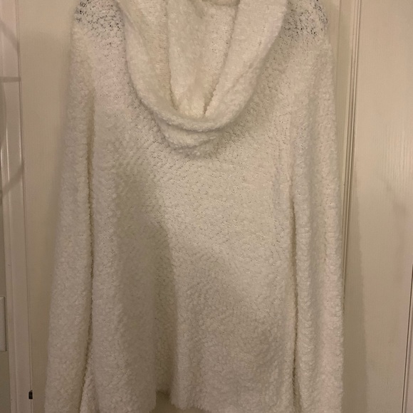 Lumiere Fuzzy Long Cardigan - size large. - Picture 5 of 7